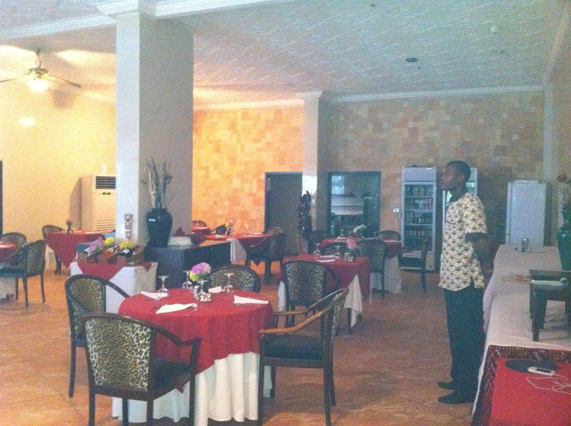Mariador Palace Conakry Extérieur photo